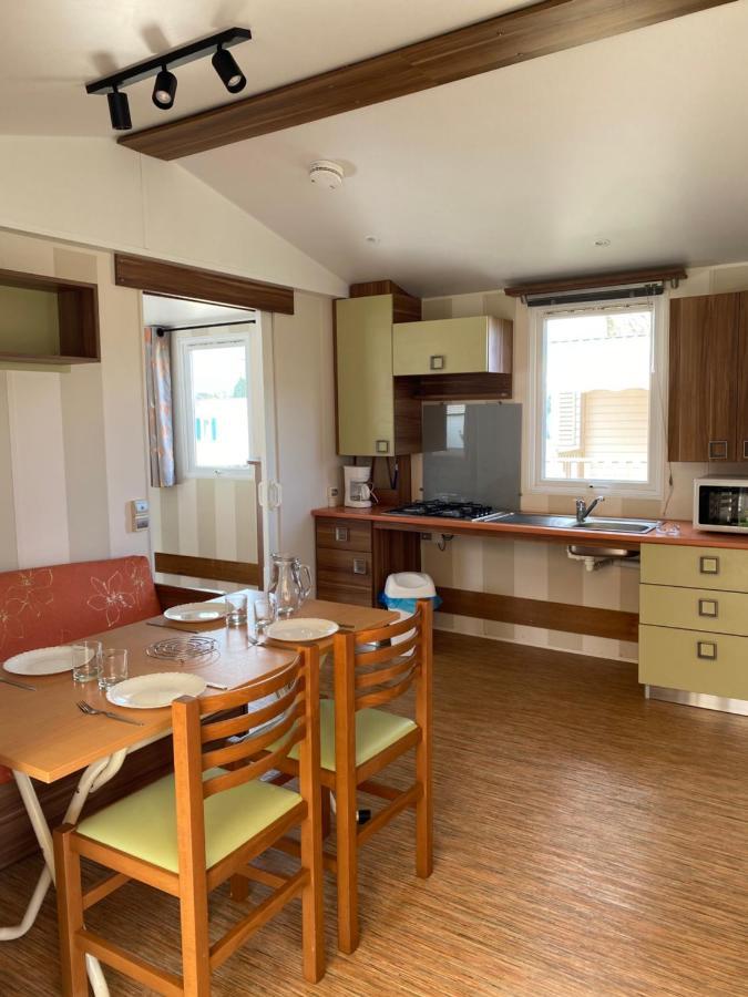 Camping De Contrexéville Eksteriør billede